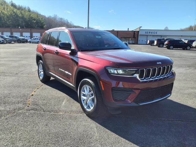 2025 Jeep Grand Cherokee GRAND CHEROKEE LAREDO X 4X4