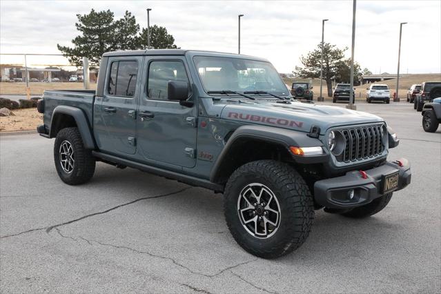 2025 Jeep Gladiator GLADIATOR RUBICON 4X4