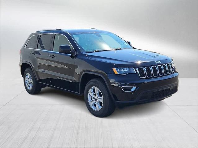 2017 Jeep Grand Cherokee Laredo 4x2