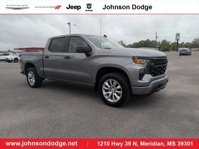 2024 Chevrolet Silverado 1500 4WD Crew Cab Short Bed Custom