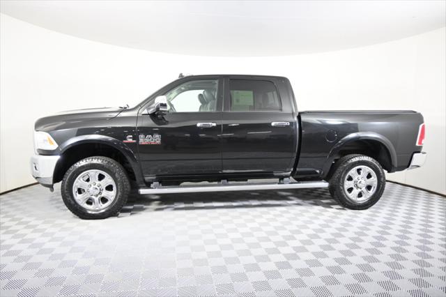 2017 RAM 3500 Laramie Crew Cab 4x4 64 Box