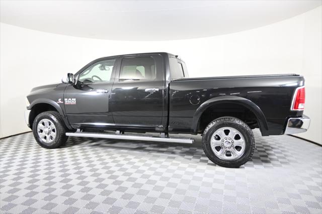 2017 RAM 3500 Laramie Crew Cab 4x4 64 Box