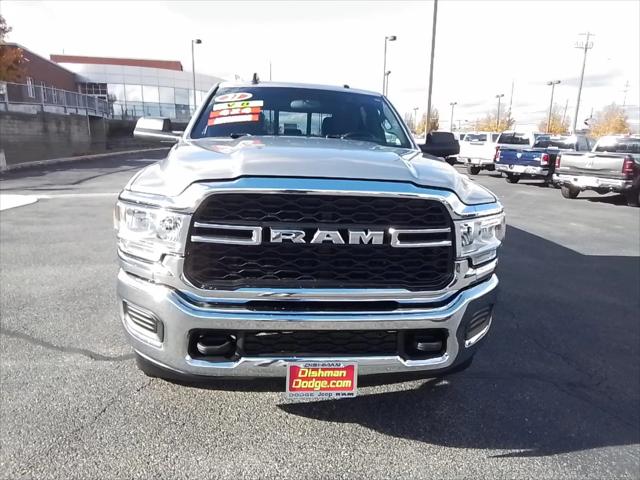 2021 RAM 3500 Tradesman Crew Cab 4x4 8 Box