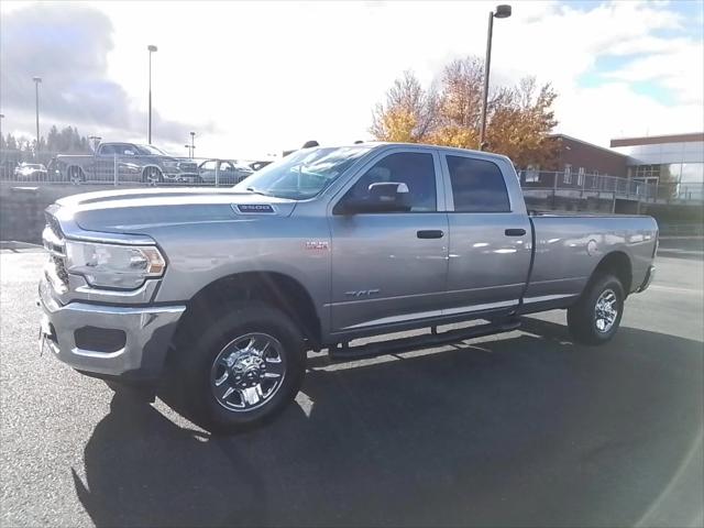 2021 RAM 3500 Tradesman Crew Cab 4x4 8 Box