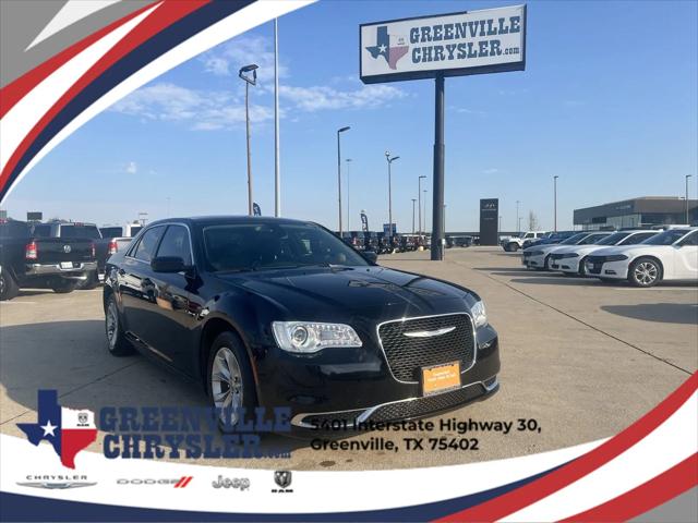 2021 Chrysler 300 Touring