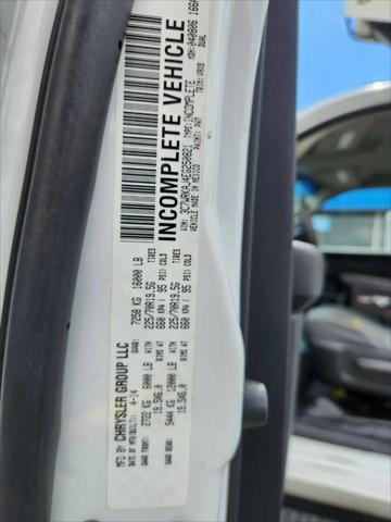 2014 Ram 4500 Chassis Tradesman/SLT