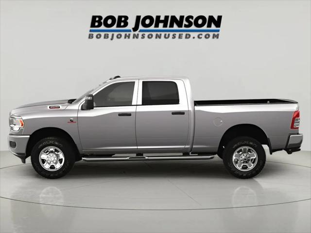 2024 Ram 3500 Tradesman Crew Cab 4x4 6'4" Box