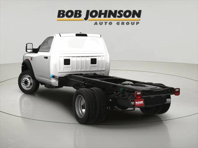 2024 Ram 4500 Chassis Tradesman/SLT