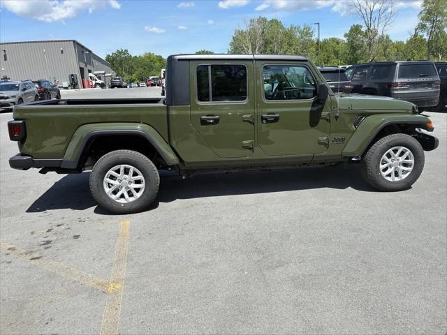 2023 Jeep Gladiator Sport S