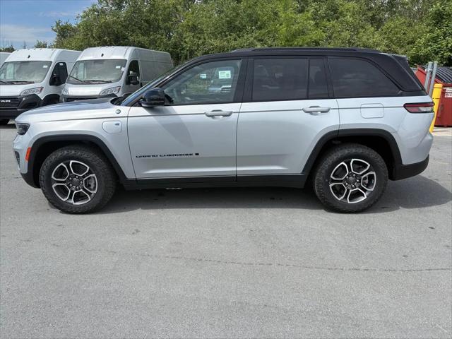 2024 Jeep Grand Cherokee Trailhawk