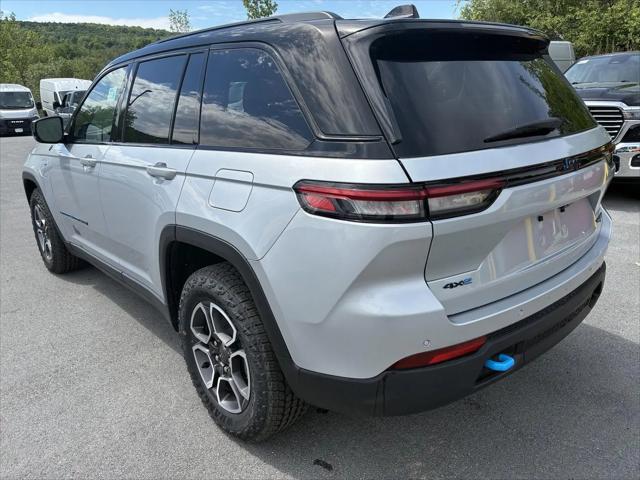 2024 Jeep Grand Cherokee Trailhawk