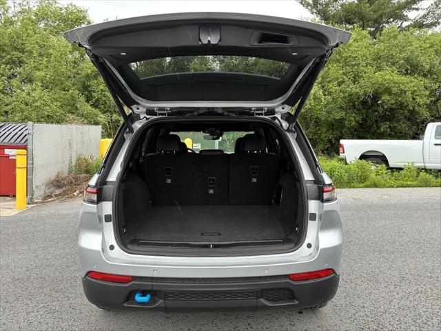 2024 Jeep Grand Cherokee Trailhawk