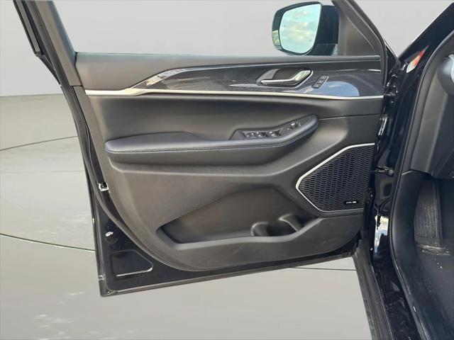 2024 Jeep Grand Cherokee Trailhawk
