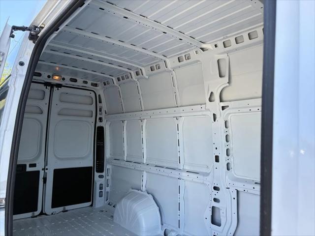 2024 Ram ProMaster Cargo Van Tradesman Super High Roof 159" WB EXT w/Pass Seat