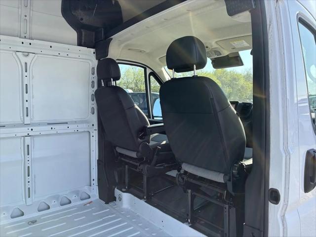 2024 Ram ProMaster Cargo Van Tradesman Super High Roof 159" WB EXT w/Pass Seat