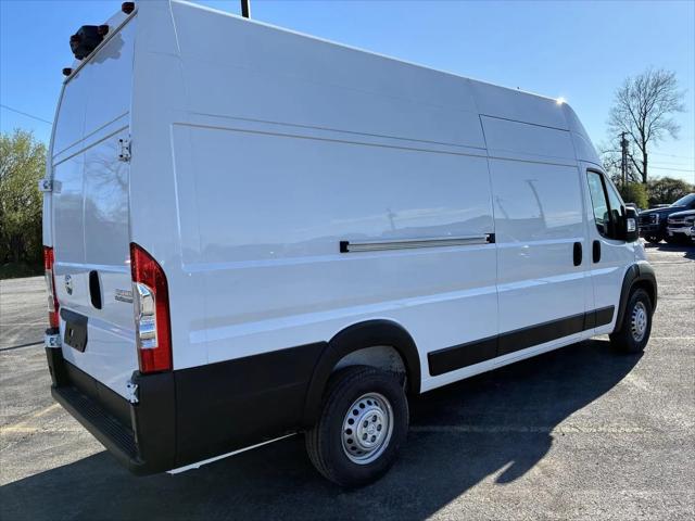 2024 Ram ProMaster Cargo Van Tradesman Super High Roof 159" WB EXT w/Pass Seat