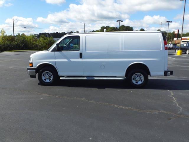 2022 Chevrolet Express Cargo Van RWD 2500 Regular Wheelbase WT