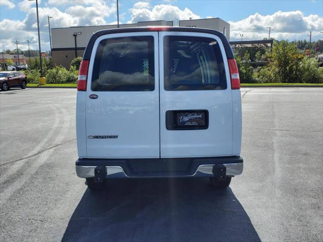 2022 Chevrolet Express Cargo Van RWD 2500 Regular Wheelbase WT