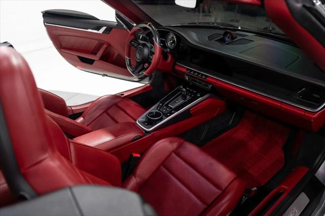 2021 Porsche 911 Turbo S Cabriolet