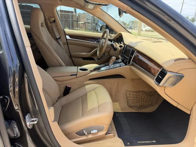 2012 Porsche Panamera 4