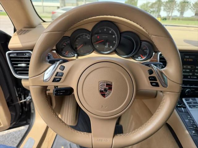 2012 Porsche Panamera 4