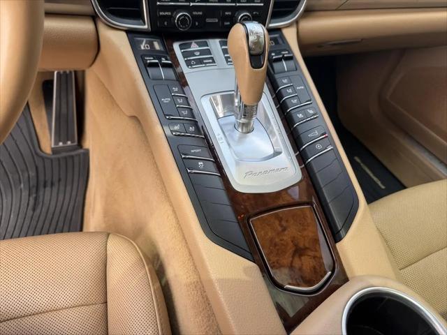2012 Porsche Panamera 4