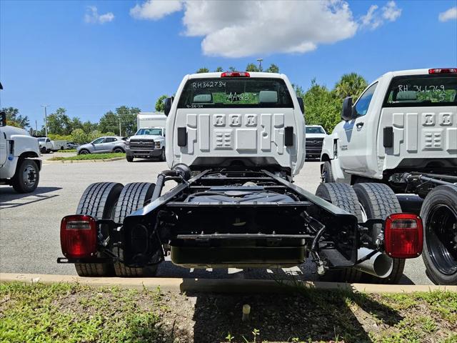 2024 Chevrolet Silverado 6500HD 1WT