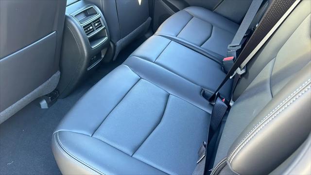 2025 Cadillac XT5 FWD Premium Luxury