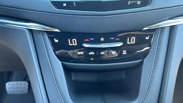 2025 Cadillac XT5 FWD Premium Luxury