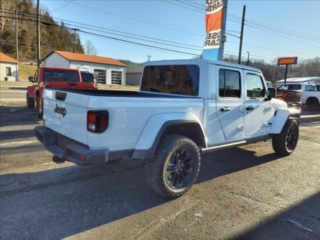 2025 Jeep Gladiator GLADIATOR NIGHTHAWK 4X4