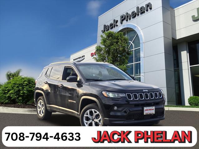 2025 Jeep Compass COMPASS LATITUDE 4X4