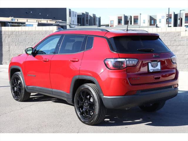 2025 Jeep Compass COMPASS LATITUDE 4X4