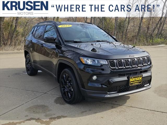 2025 Jeep Compass COMPASS LATITUDE 4X4