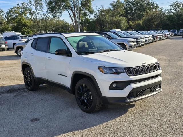 2025 Jeep Compass COMPASS LATITUDE 4X4