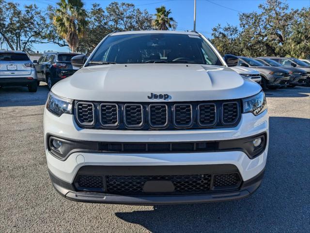 2025 Jeep Compass COMPASS LATITUDE 4X4