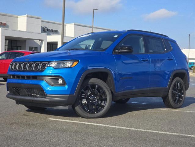 2025 Jeep Compass COMPASS LATITUDE 4X4