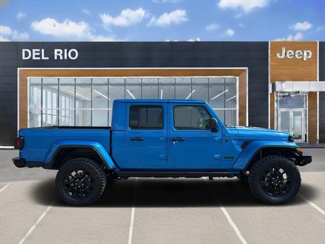 2025 Jeep Gladiator GLADIATOR NIGHTHAWK 4X4