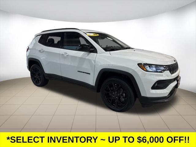 2025 Jeep Compass COMPASS LATITUDE 4X4