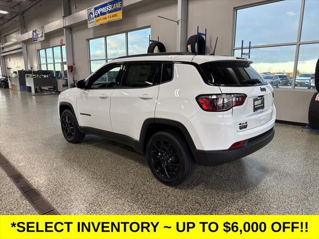 2025 Jeep Compass COMPASS LATITUDE 4X4