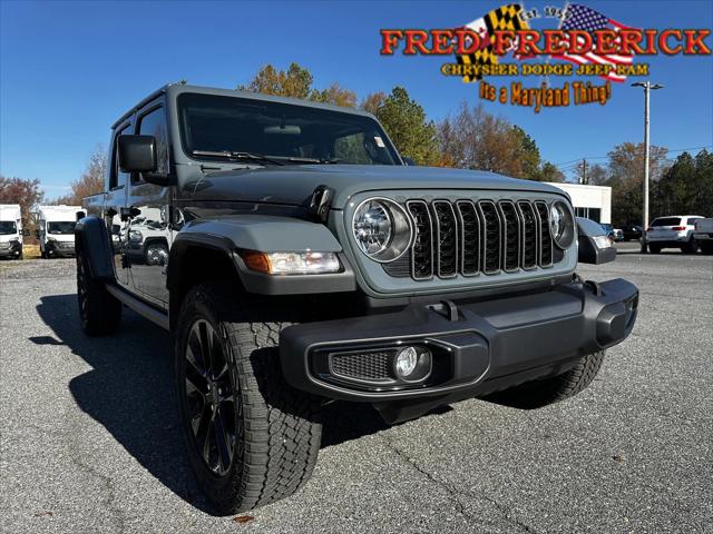 2025 Jeep Gladiator GLADIATOR NIGHTHAWK 4X4