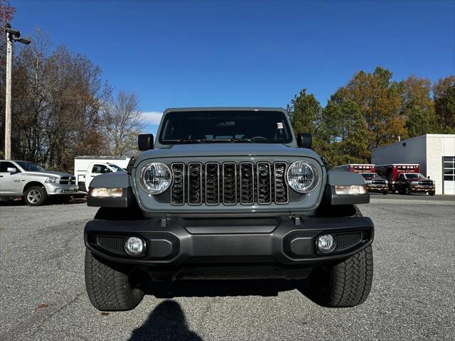 2025 Jeep Gladiator GLADIATOR NIGHTHAWK 4X4