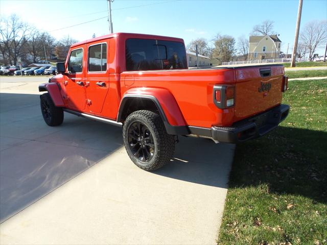 2025 Jeep Gladiator GLADIATOR NIGHTHAWK 4X4