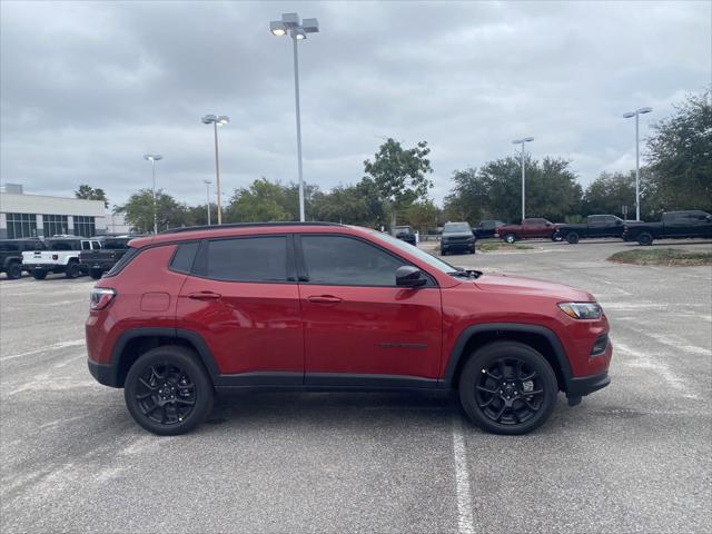 2025 Jeep Compass COMPASS LATITUDE 4X4