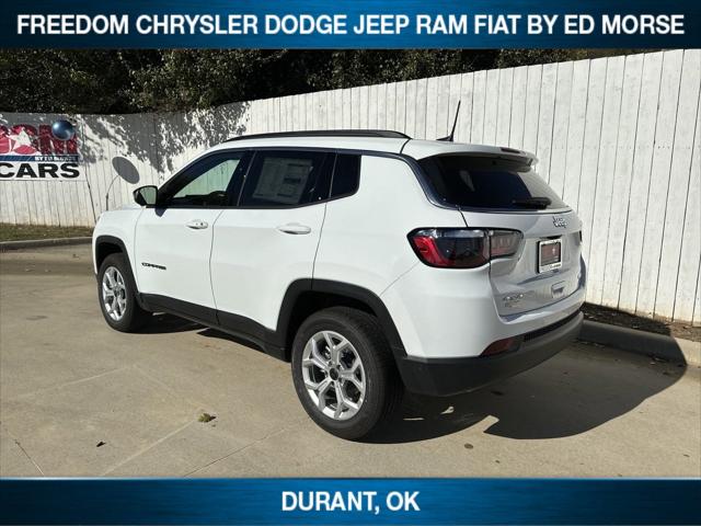2025 Jeep Compass COMPASS LATITUDE 4X4