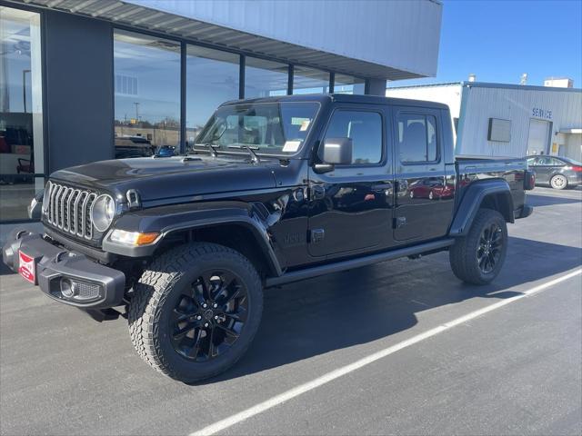 2025 Jeep Gladiator GLADIATOR NIGHTHAWK 4X4