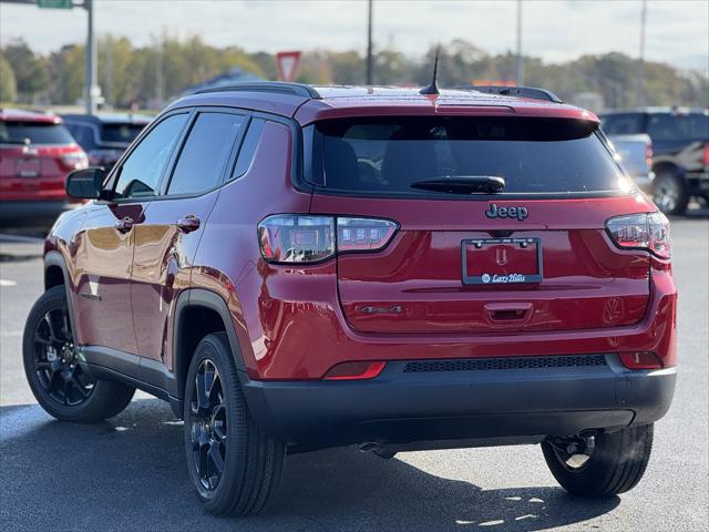 2025 Jeep Compass COMPASS LATITUDE 4X4