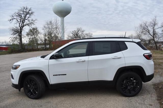 2025 Jeep Compass COMPASS LATITUDE 4X4