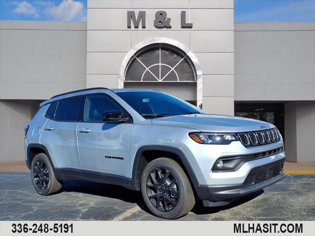 2025 Jeep Compass COMPASS LATITUDE 4X4