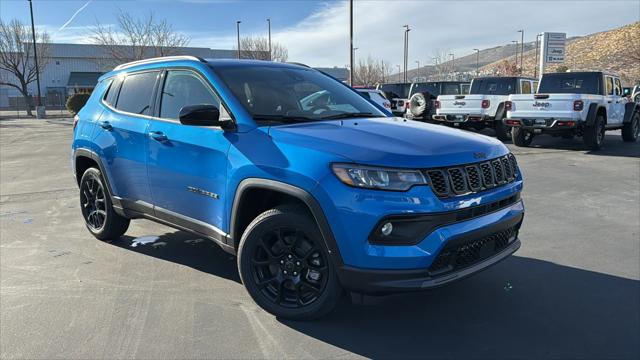 2025 Jeep Compass COMPASS LATITUDE 4X4