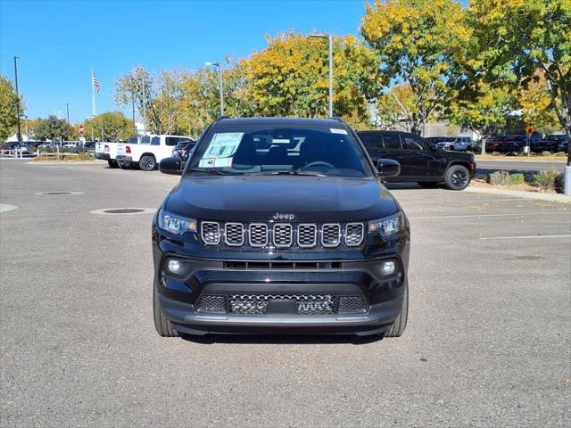 2025 Jeep Compass COMPASS LATITUDE 4X4